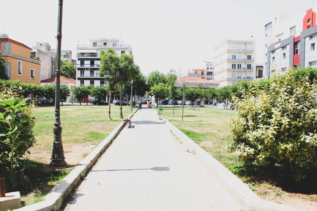 Sunlight - Volos City Center Spacious Modern Apartments Exterior photo