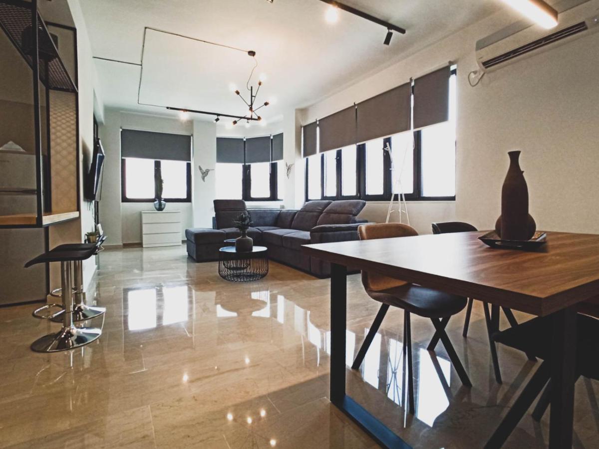Sunlight - Volos City Center Spacious Modern Apartments Exterior photo