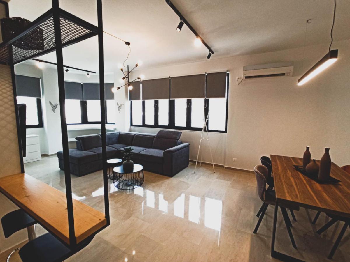 Sunlight - Volos City Center Spacious Modern Apartments Exterior photo